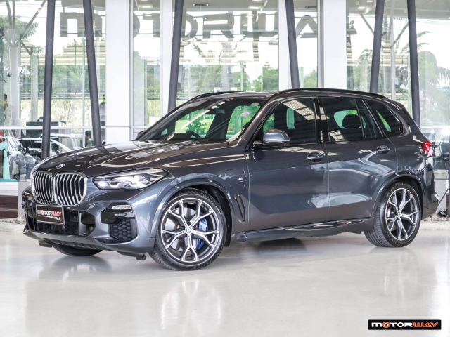 BMW X5 G05 (ปี18-22) xDrive45e M-Sport AT4WD. ปี 2021 ราคา 3,090,000.- (#59905RD2704)