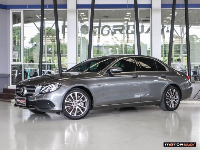 MERCEDES-BENZ E-CLASS W213 (ปี16-18) E350e Avantgarde AT ปี 2019 ราคา 1,250,000.- (#59905RJ1803)