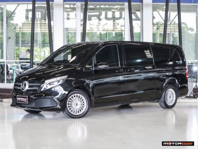 MERCEDES-BENZ V-CLASS W447 (ปี14-ปัจจุบัน) V250d Luxury AT ปี 2023 ราคา 2,490,000.- (#59905RM1002)