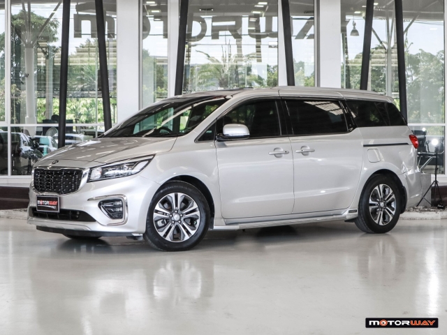 KIA GRAND CARNIVAL โฉมปี (14-21) 2.2 SXL AT ปี 2019 ราคา 1,090,000.- (#59905RP0402)