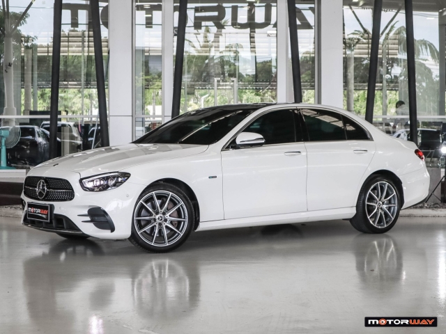 MERCEDES-BENZ E-CLASS W213 (ปี19-24) E300e AMG Dynamic AT ปี 2022 ราคา - (#59905RP2901)