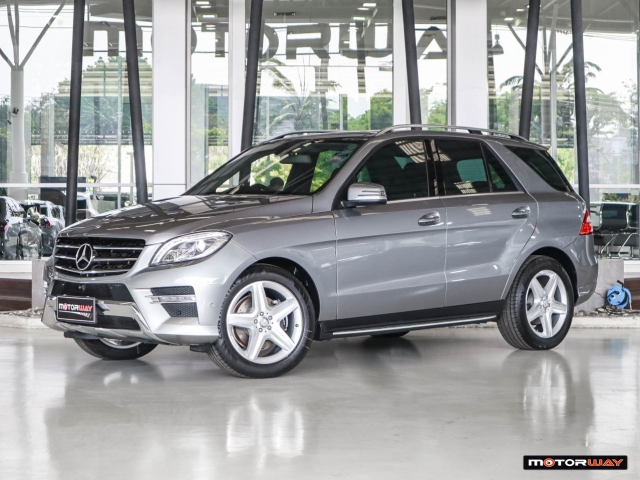 MERCEDES-BENZ ML-CLASS W166 (ปี12-15)  ML250d AMG Dynamic AT4WD. ปี 2015 ราคา 1,090,000.- (#59905SD2401)