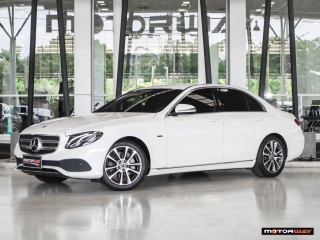 MERCEDES-BENZ E-CLASS W213 (ปี16-18) E350e Avantgarde AT ปี 2020 ราคา 1,299,000.- (#59905SH0301)