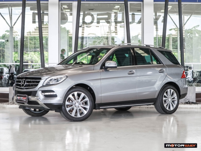 MERCEDES-BENZ ML-CLASS W166 (ปี12-15) ML250d Exclusive AT4WD. ปี 2015 ราคา 880,000.- (#59905SH1603)