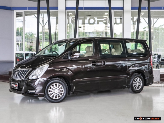 HYUNDAI H-1 โฉมปี (08-17) 2.5 CRDi [Deluxe] AT ปี 2018 ราคา 788,000.- (#59905SJ0201)
