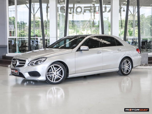 MERCEDES-BENZ E-CLASS W212 (ปี13-16) E300 [BlueTEC HYBRID] AMG Dynamic AT ปี 2016 ราคา 559,000.- (#59905SL0403)