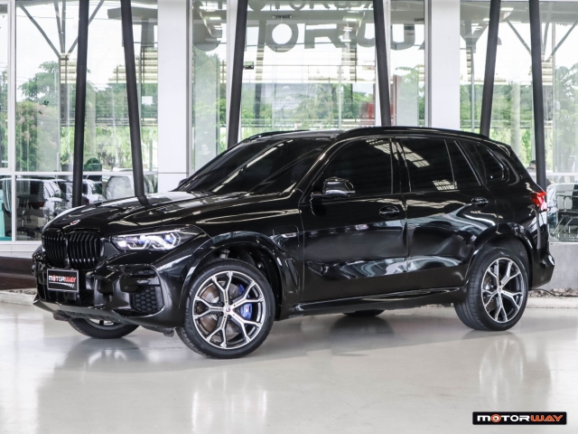 BMW X5  xDrive45e M-Sport AT4WD. ปี 2024 ราคา 2,690,000.- (#59905SM1602)