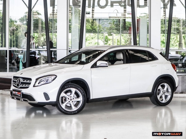 MERCEDES-BENZ GLA-CLASS W156 (ปี14-19) GLA200 Urban AT ปี 2021 ราคา 859,000.- (#59905SM3001)