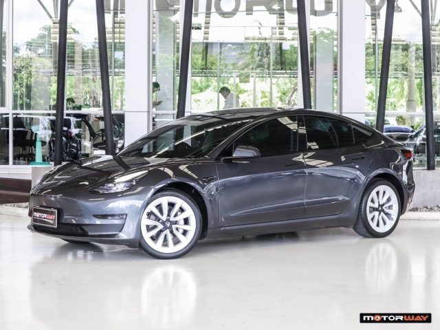TESLA MODEL 3 โฉมปี (17-23) LONG RANGE AT4WD. ปี 2023 ราคา 1,299,000.- (#59905SM3004)
