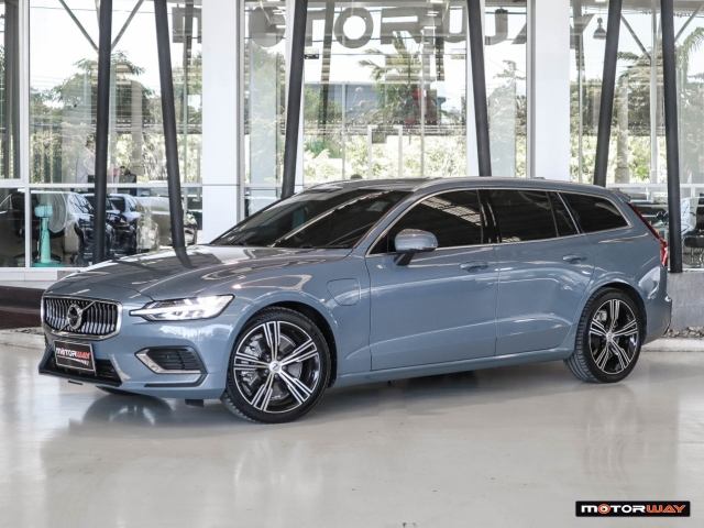 VOLVO V 60  2.0 Recharge T8 Inscription AT ปี 2022 ราคา 1,290,000.- (#59905TB0803)