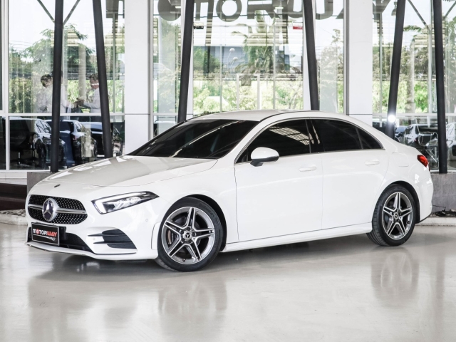 MERCEDES-BENZ A-CLASS  A200 AMG Dynamic AT ปี 2020 ราคา 999,000.- (#59905TB1901)