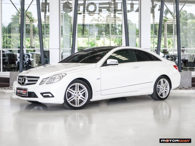 MERCEDES-BENZ E-CLASS  E 250 CGi Coupe AT ปี 2011 ราคา 490,000.- (#59905TJ1601)