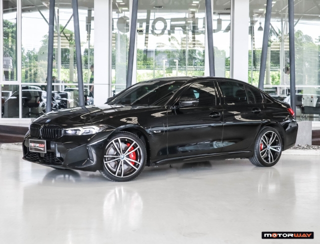 BMW SERIES 3  330e M-Sport LCI AT ปี 2023 ราคา 1,690,000.- (#59905TL1001)